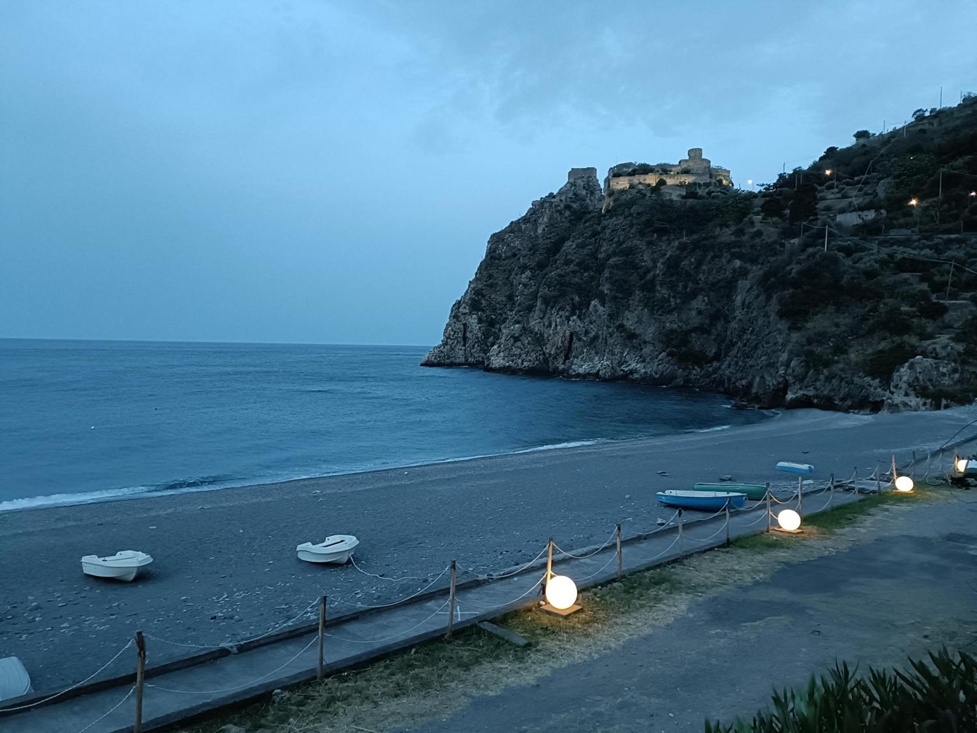 Casa Vacanze Margarita SantʼAlessio Siculo Esterno foto