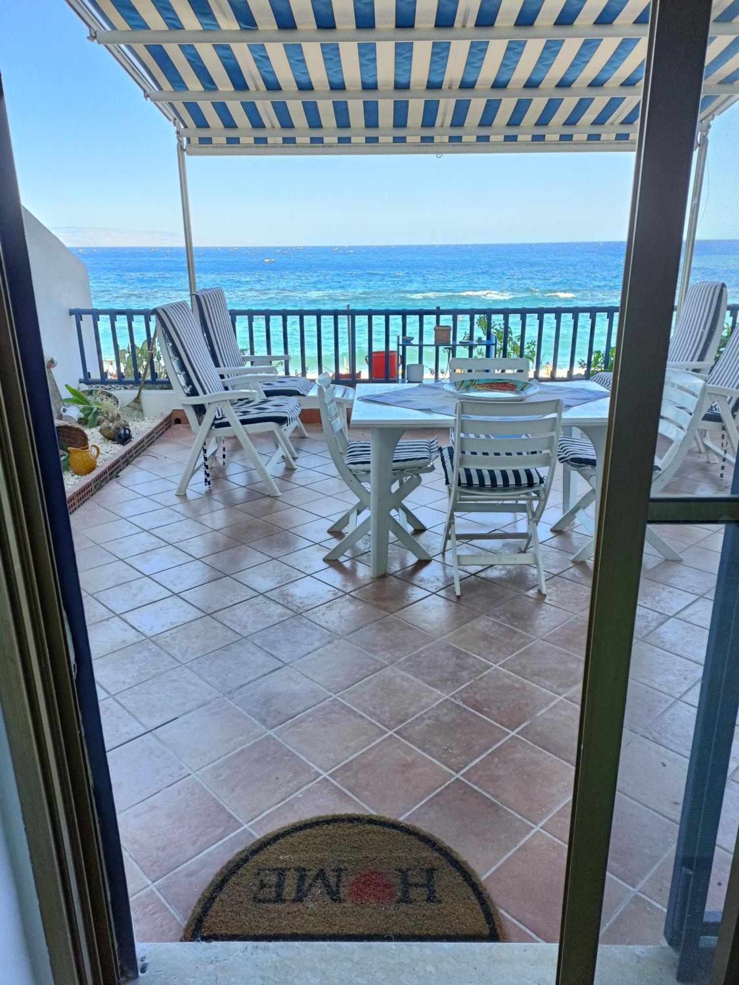 Casa Vacanze Margarita SantʼAlessio Siculo Esterno foto
