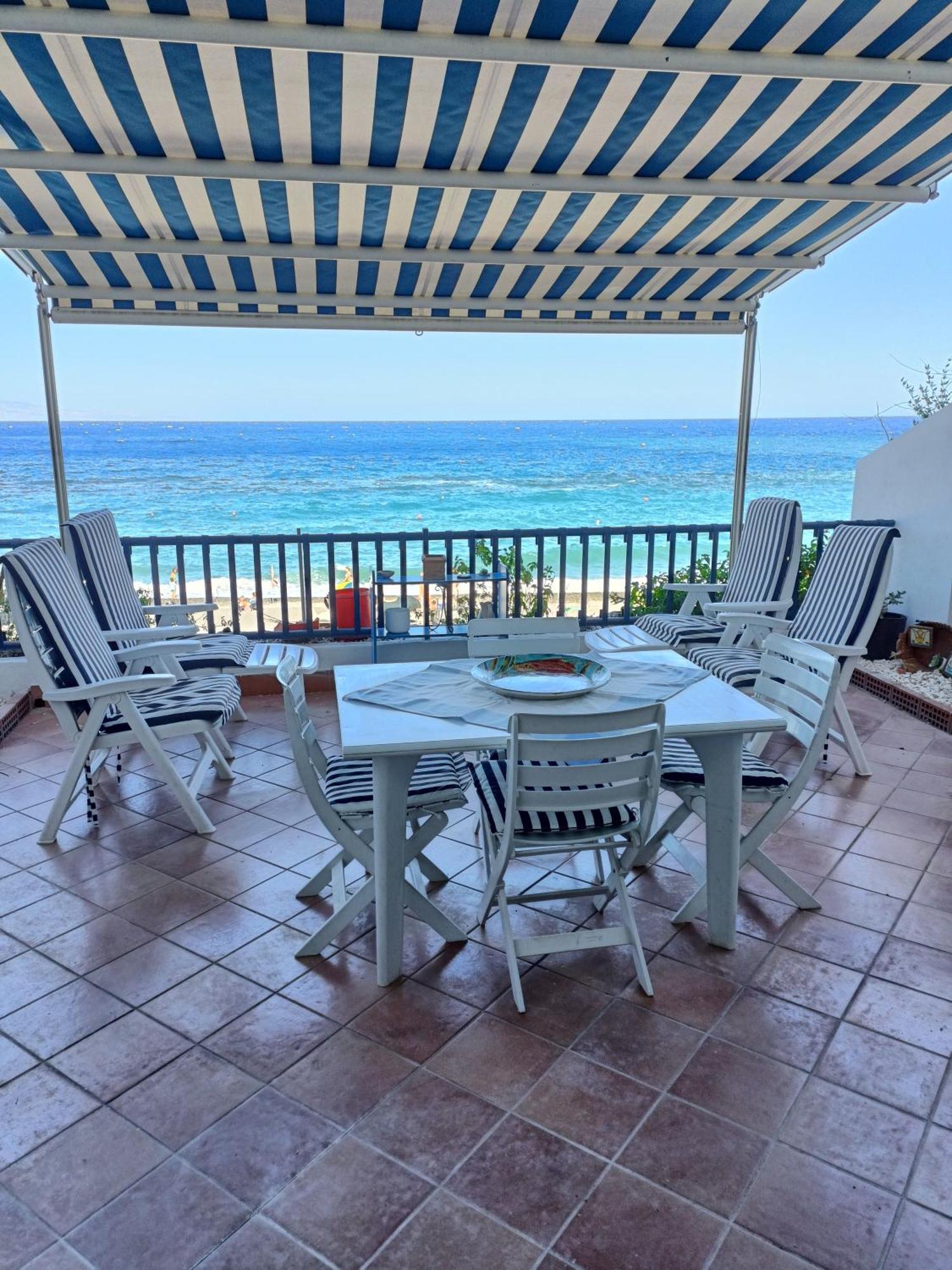 Casa Vacanze Margarita SantʼAlessio Siculo Esterno foto