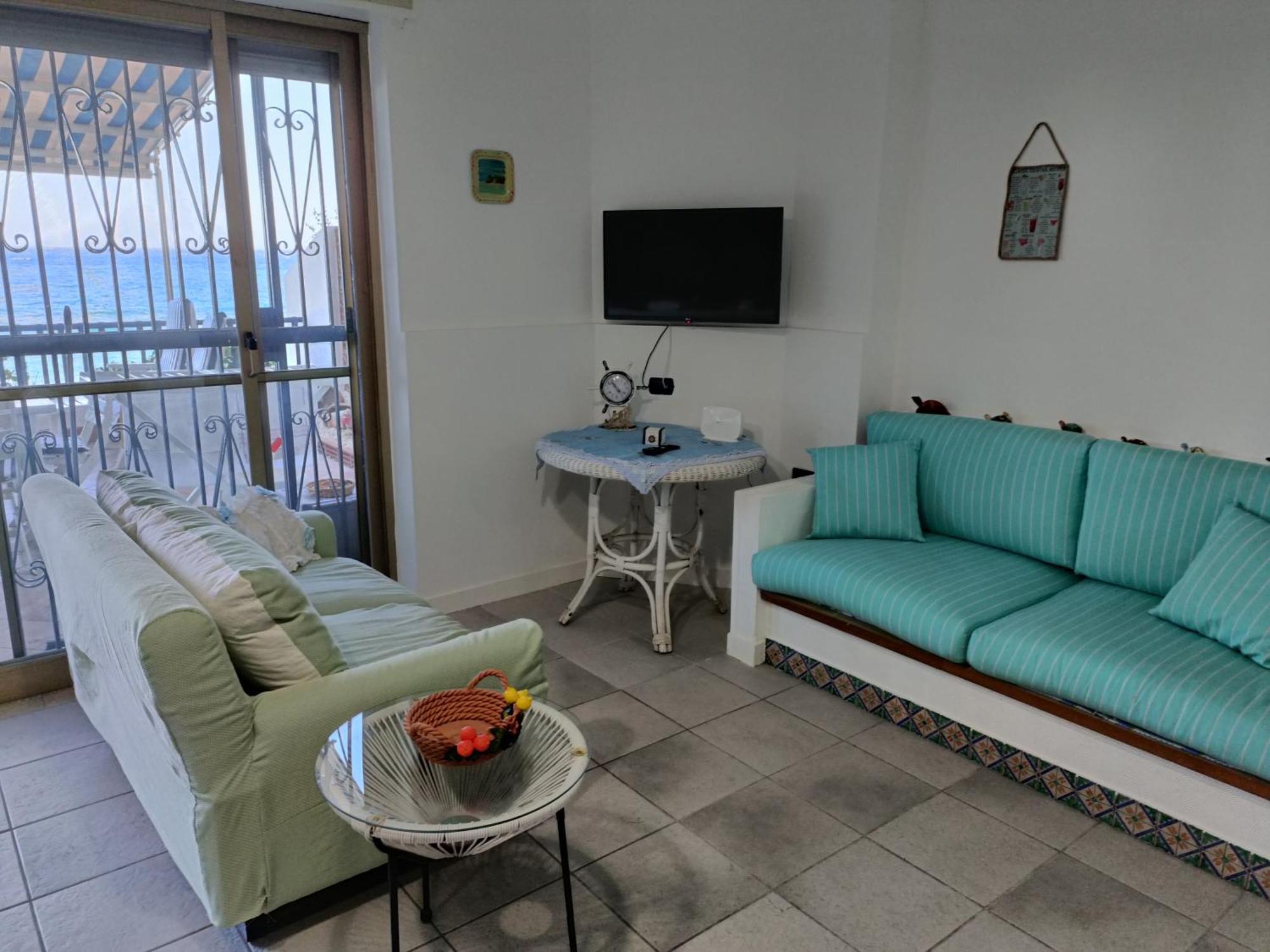 Casa Vacanze Margarita SantʼAlessio Siculo Esterno foto